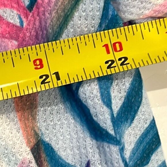 NWT Guess “Birds of Paradise” Floral T Shirt Mens XL - Picture 12 of 12